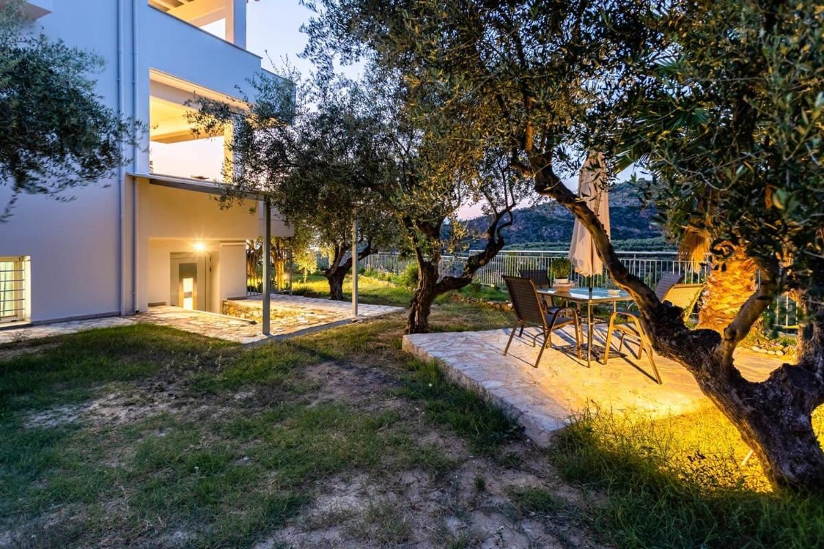 Kitriaí Kitries Summer Getaway - Eden Seaside Suite מראה חיצוני תמונה